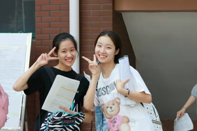 2022年高考人数1193万，录取率达到这个数，家长很高兴