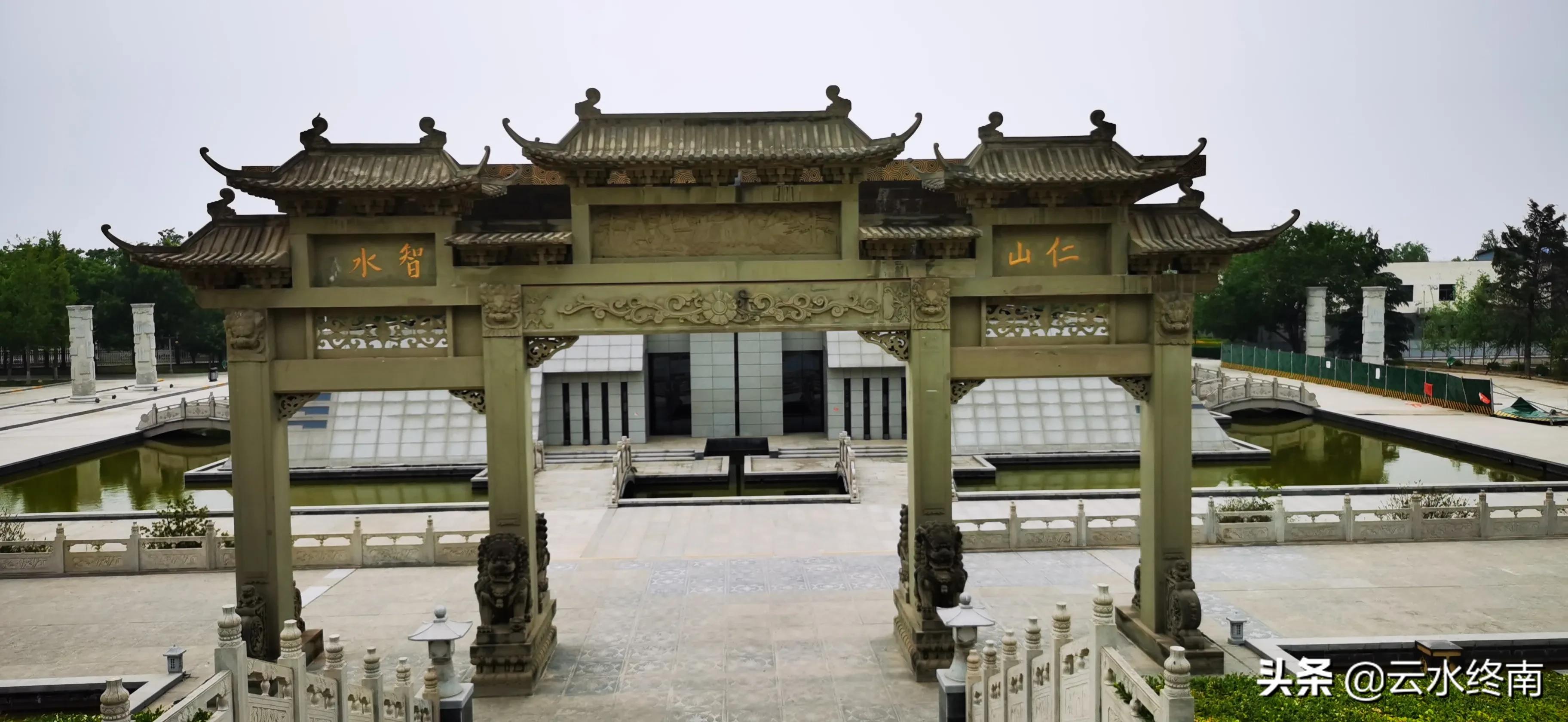 泽被百万人的水利之父，他没有做大官，蒋介石却赠送他母亲寿礼