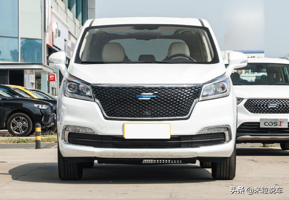 长安欧尚七座商务车(长安商务车7座报价和图片)