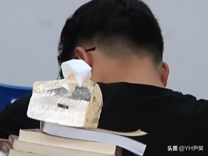 大学生“神操作”，用苹果手机诈骗他人两千万：江苏高材生诈骗案