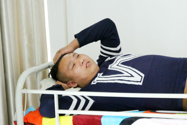 吃饭好好的，突然心脏骤停倒地，咋回事？遇到这种情况，怎么办？