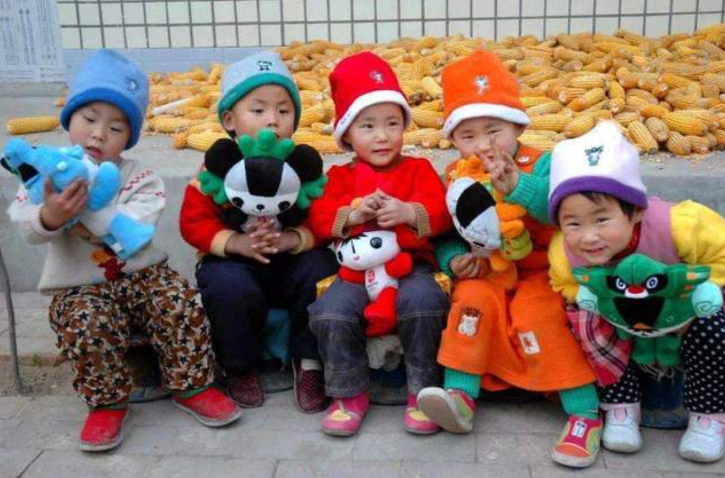 奥运会五个福娃的名字分别是什么(19年前,河北孕妇诞下五胞胎,后被选