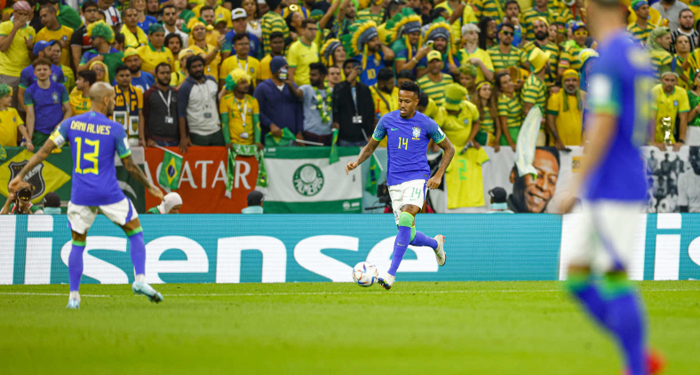 巴西世界杯冷门（第92分钟绝杀！世界杯大冷门诞生，巴西队吞败仗，创尴尬纪录）