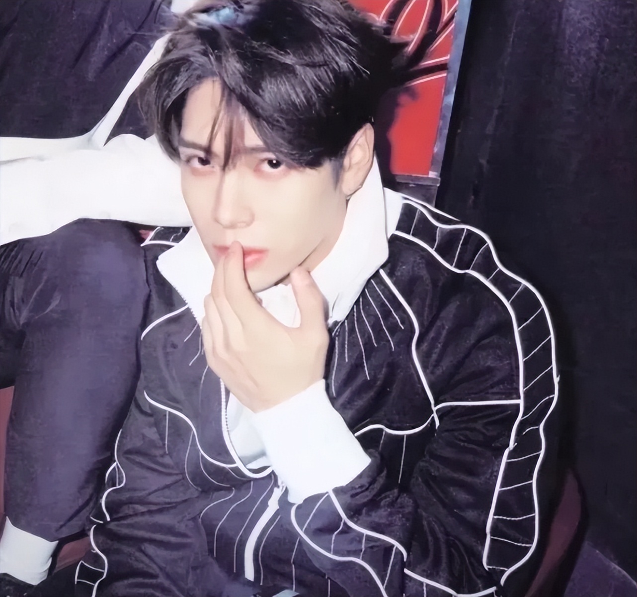 王嘉尔｜嘉尔生图的神，嘎嘎壁纸头像系列