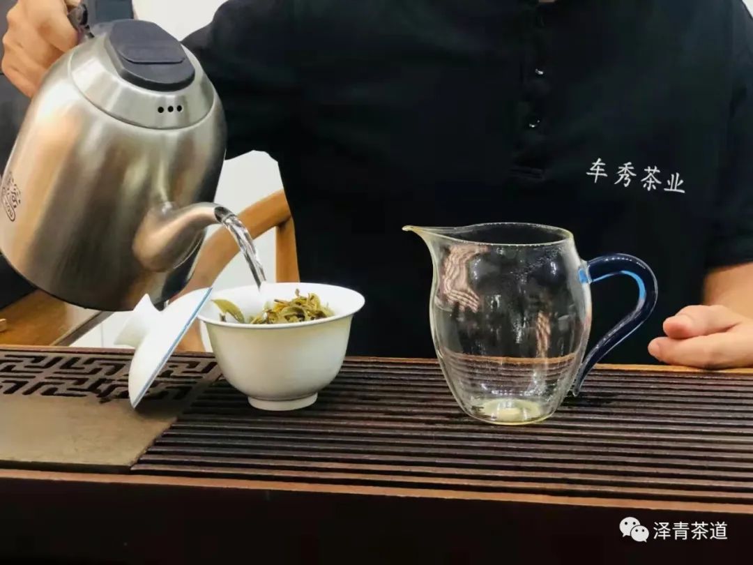 评价茶叶的专业术语(教你喝茶的100个专业术语)