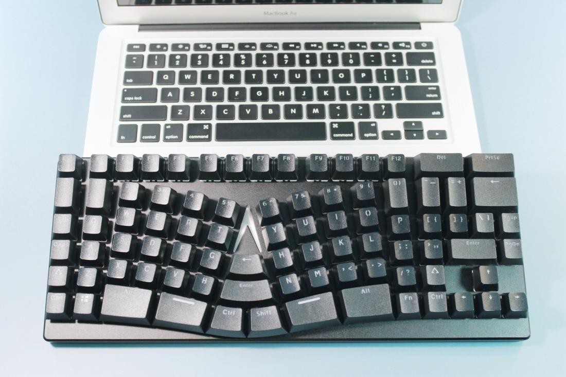 提升工作效率，我选择人体工学机械键盘X-Bows