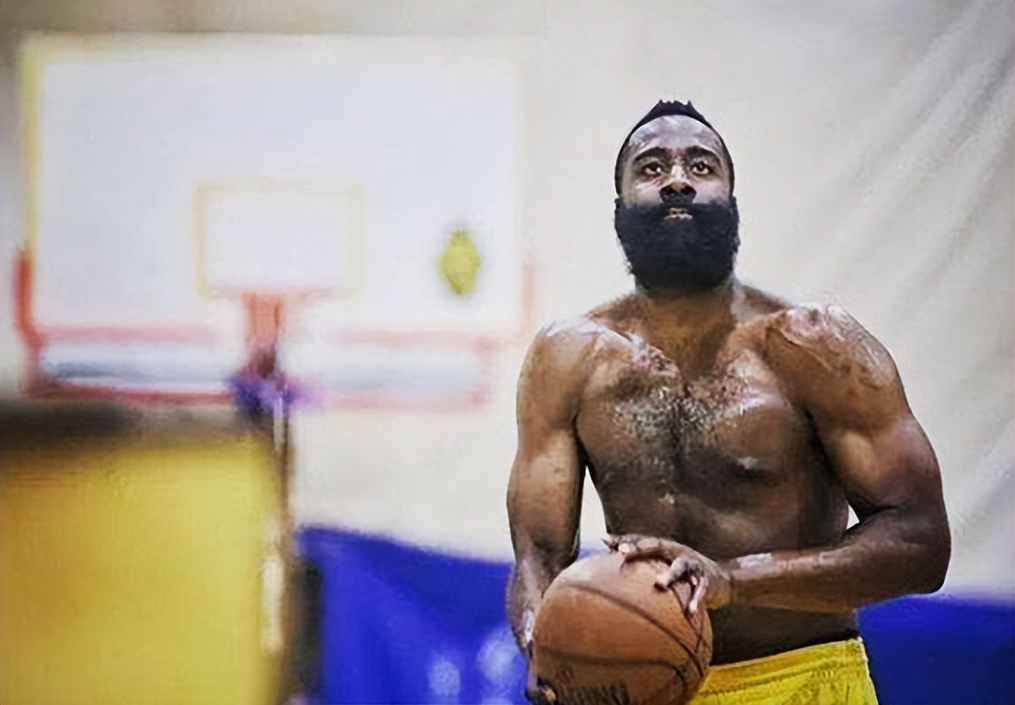 nba都有哪些肌肉男(NBA现役5个位置最强肌肉男！詹姆斯万年不变 锡安身材似灭霸)