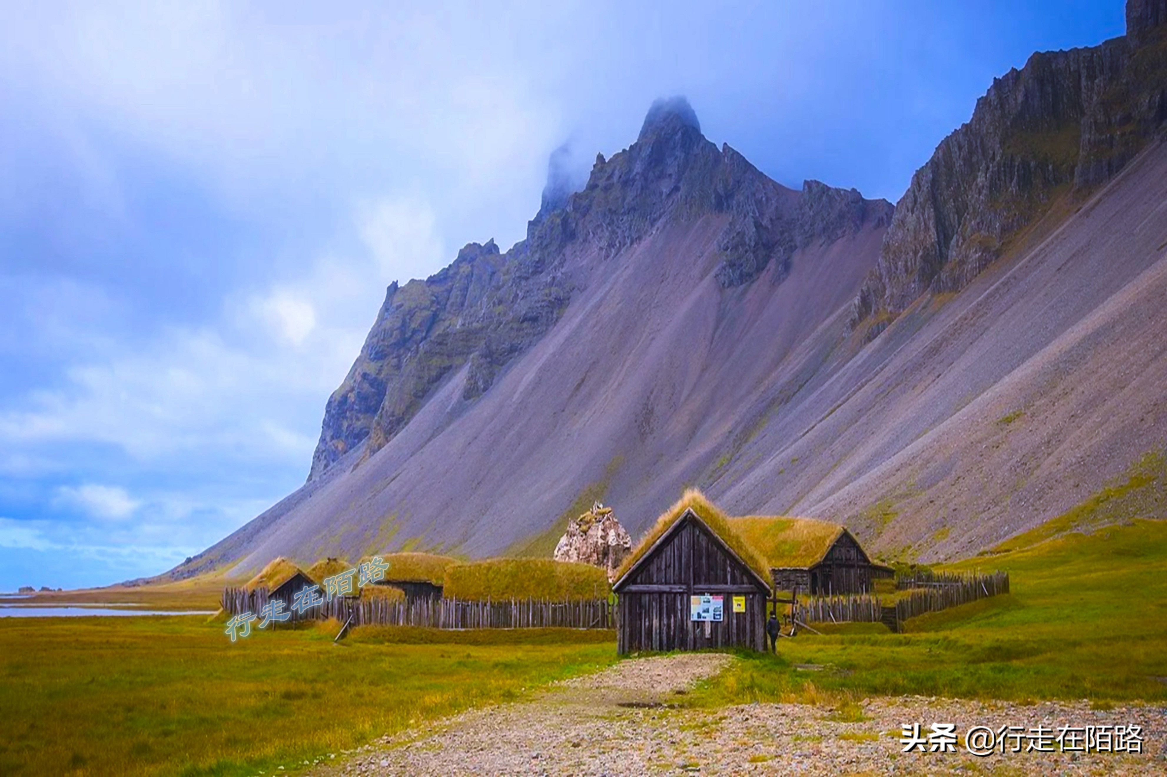 世界杯夏天旅游(冰岛自驾游（下）：看极光吃北极龙虾，火山温泉洞里能泡澡)