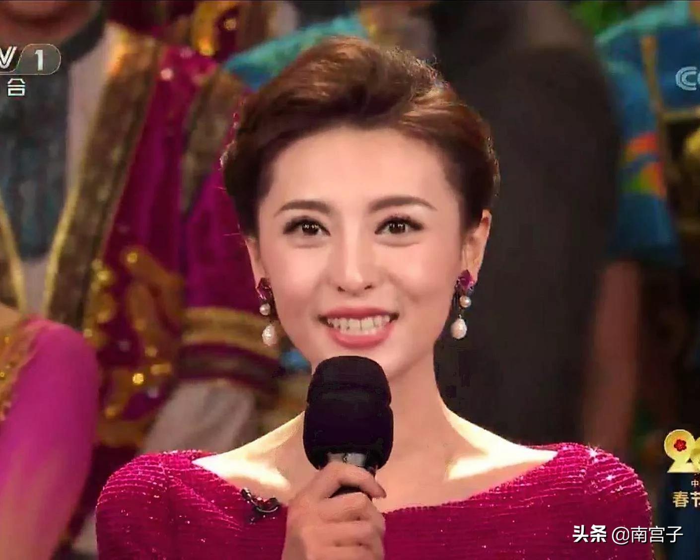 榜样的力量有多大？张舒越考上北大研究生，赵丽颖混成一线巨星