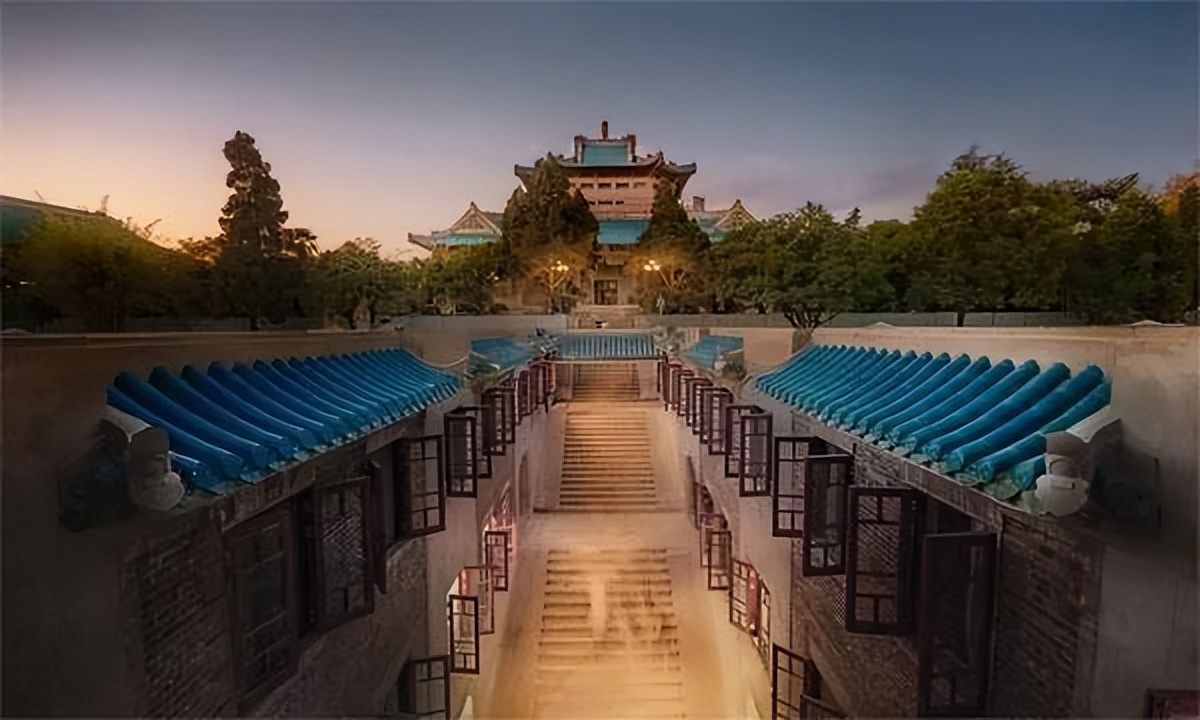 毛主席亲临视察！湖北这所高校：从“中国最美”走向“世界第一”，霸气十足！