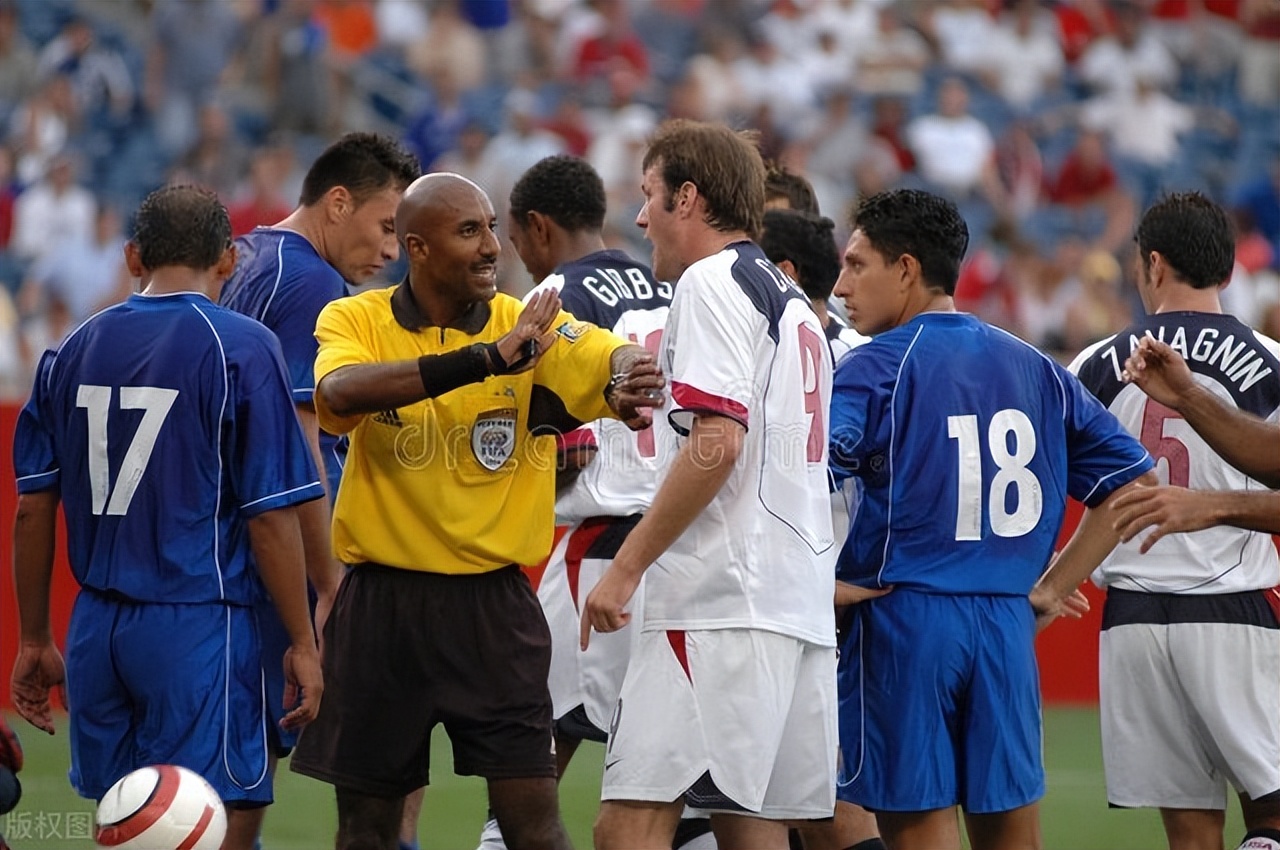 切尔西曼城比分预测（今日竞彩推荐：2月18号 数据分析足球实单扫盘精选8串1含比分进球）