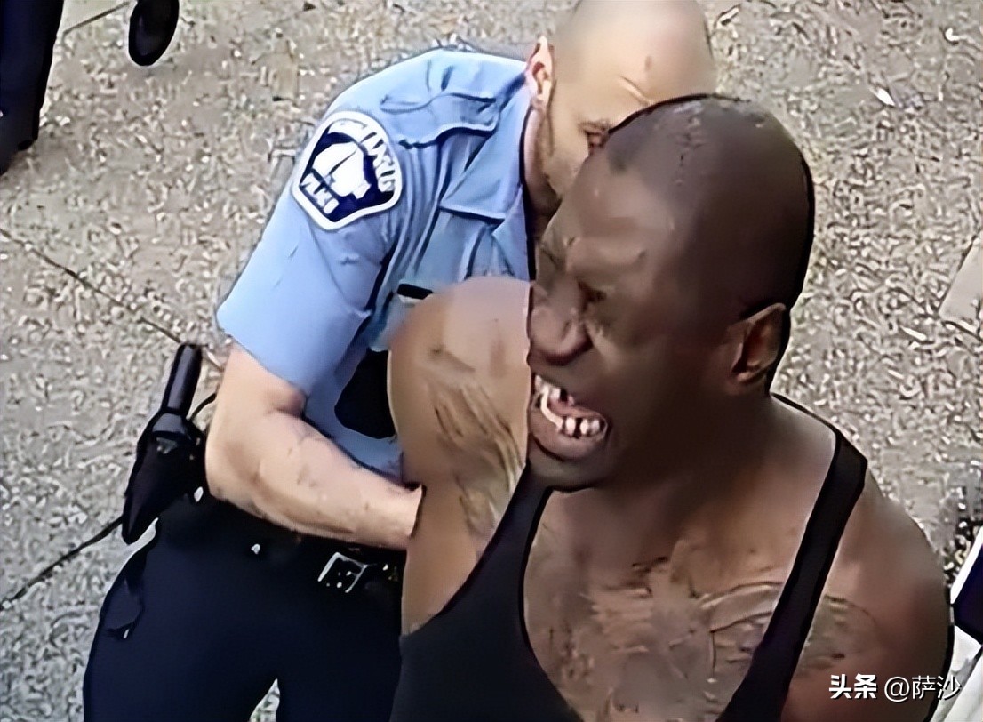 足球排球篮球各长什么样子（为何黑人可以统治篮球但无法统治排球？1895年2月9日摩根发明排球）