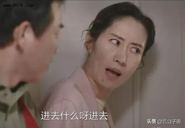 6位被捧成“老戏骨”的女星，个个演技平平，年龄大不等于老戏骨