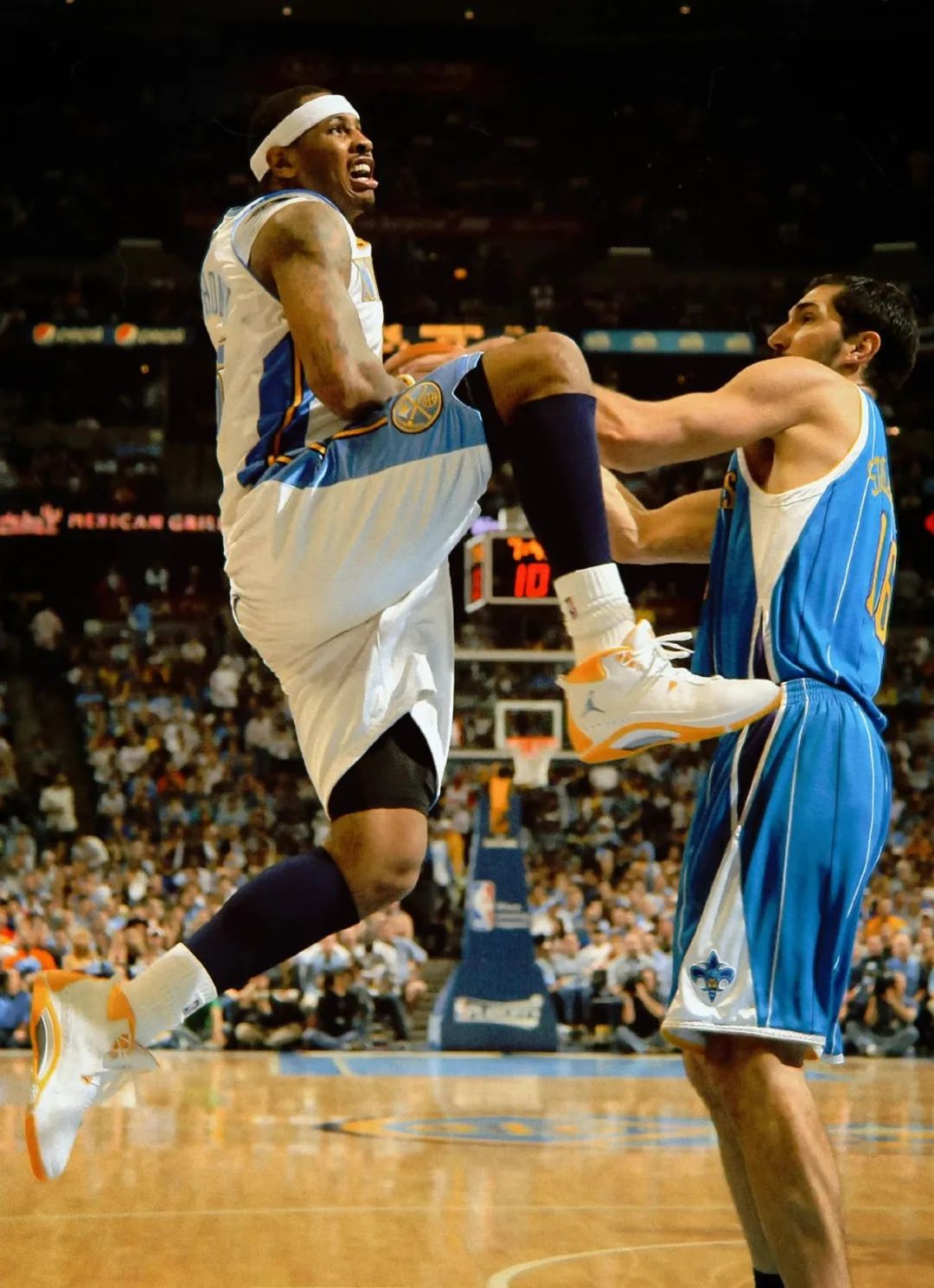 记录青春记录属于我们的这一份热爱每天都会有惊艳的比赛【篮球壁纸】