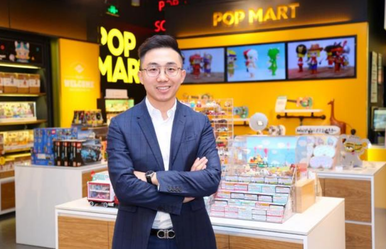 河南80后年轻富豪，利用人性弱点狂割“韭菜”，大赚500亿