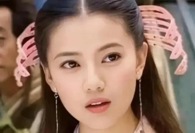 清纯小白兔+暗黑霸王花，又甜又盐坏起来带感的女演员盘点