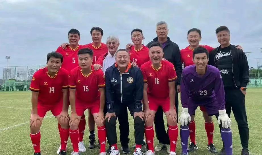 02年中国世界杯门将精彩扑救（国足史上三大“折翼门将”：守得住国门，却守不住自己的人生）