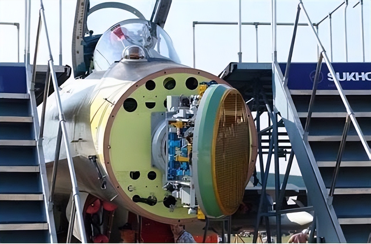 ��������һ�����վ���չͻ���ͽ����й�ս������Ϊ��Խ��Խ���ף�