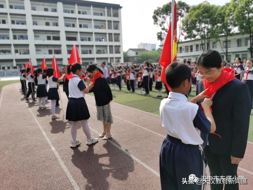 汉中市东塔小学新队员入队系列活动(图38)