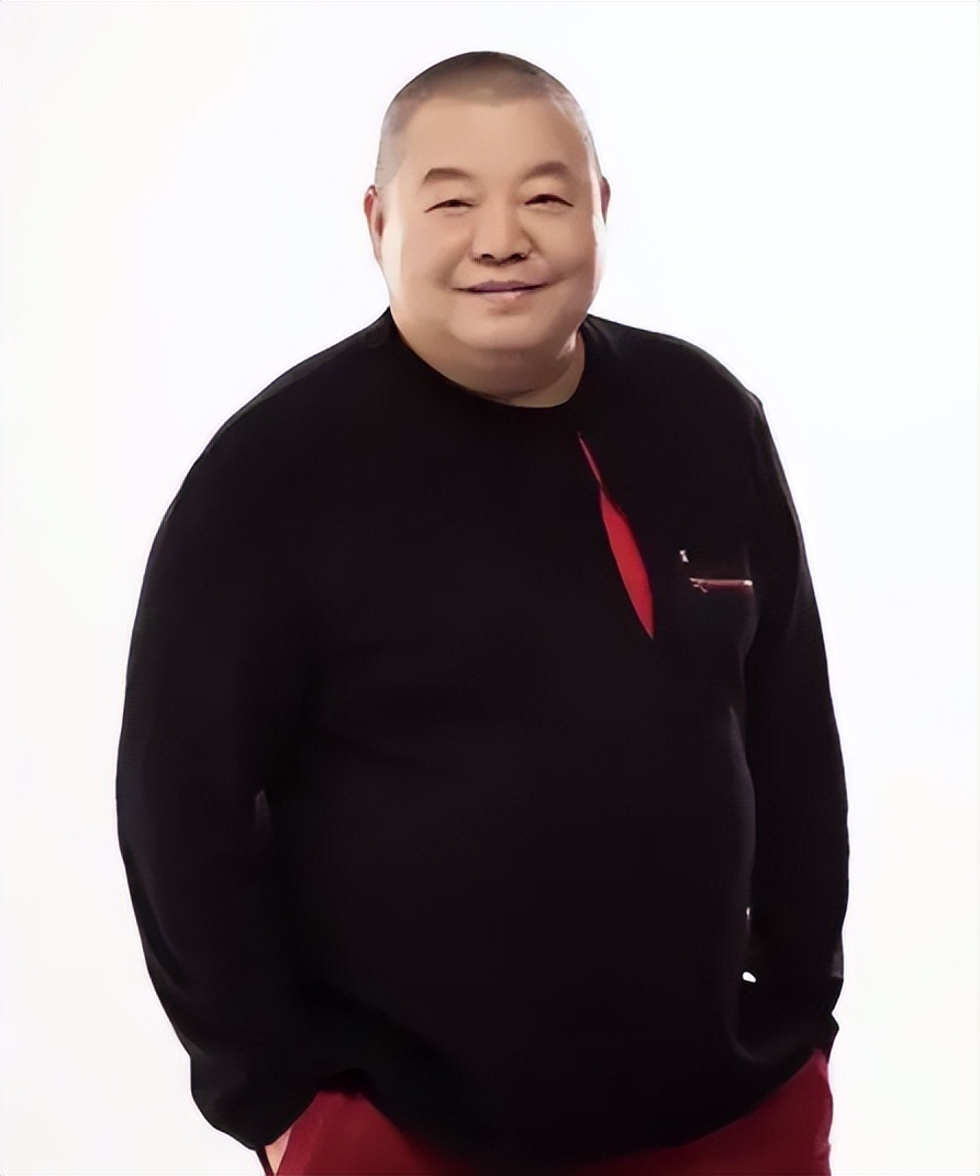 臧天朔遗孀李梅:丈夫留下800万巨债,与婆婆对簿公堂,她怎样了