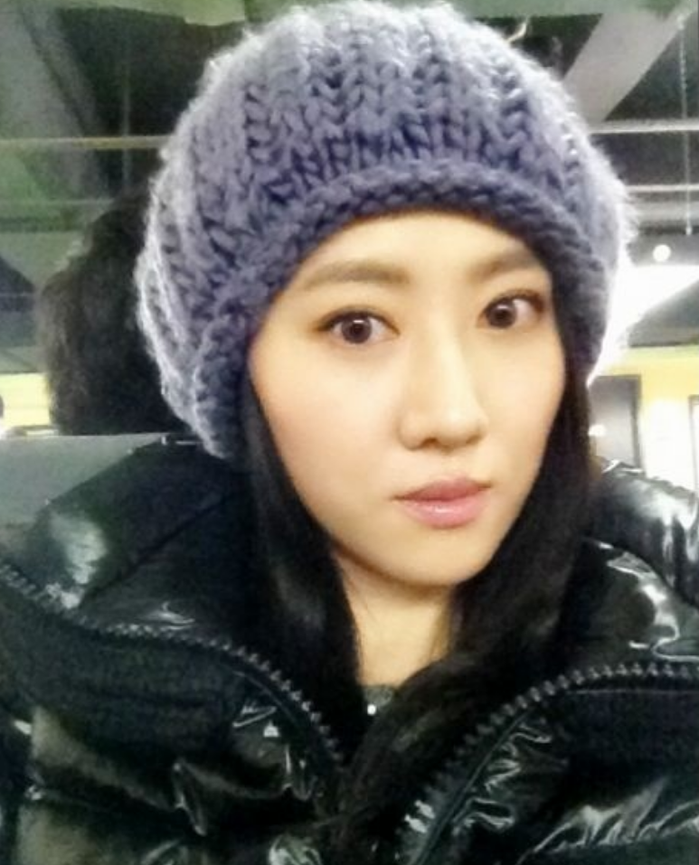 "宋丹丹儿媳"王博谷:嫁小7岁巴图连生两子,和婆婆相处成姐妹