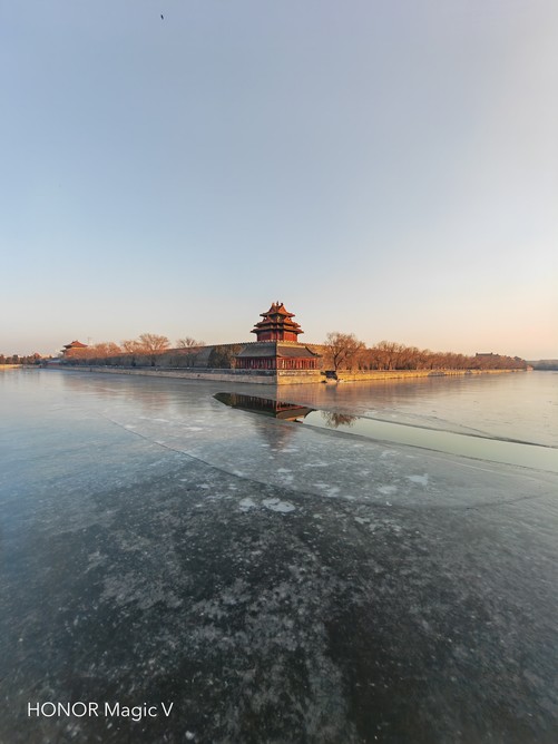 荣耀Magic（淘宝黑屏怎么回事啊）