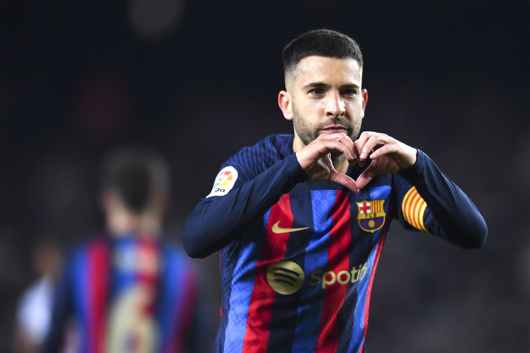 西甲足球哪里看（西甲预告比利亚雷亚尔 VS 巴塞罗那 高清直播）