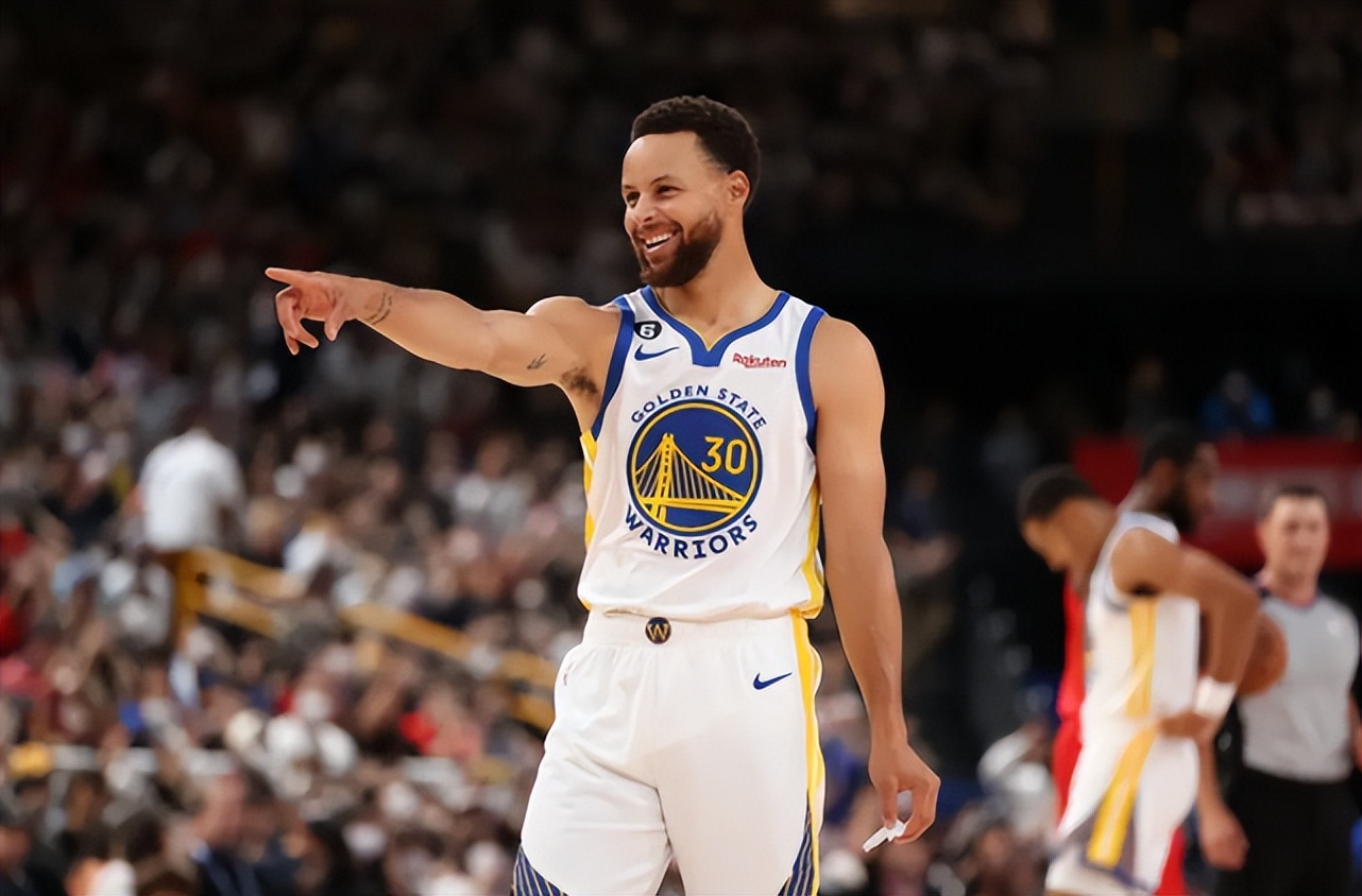 库里状态回暖,新援加盟,金州果然又捡到好苗子)