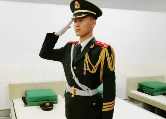 上大学当兵好，还是高考后当兵好？二者区别较大，希望你没选错