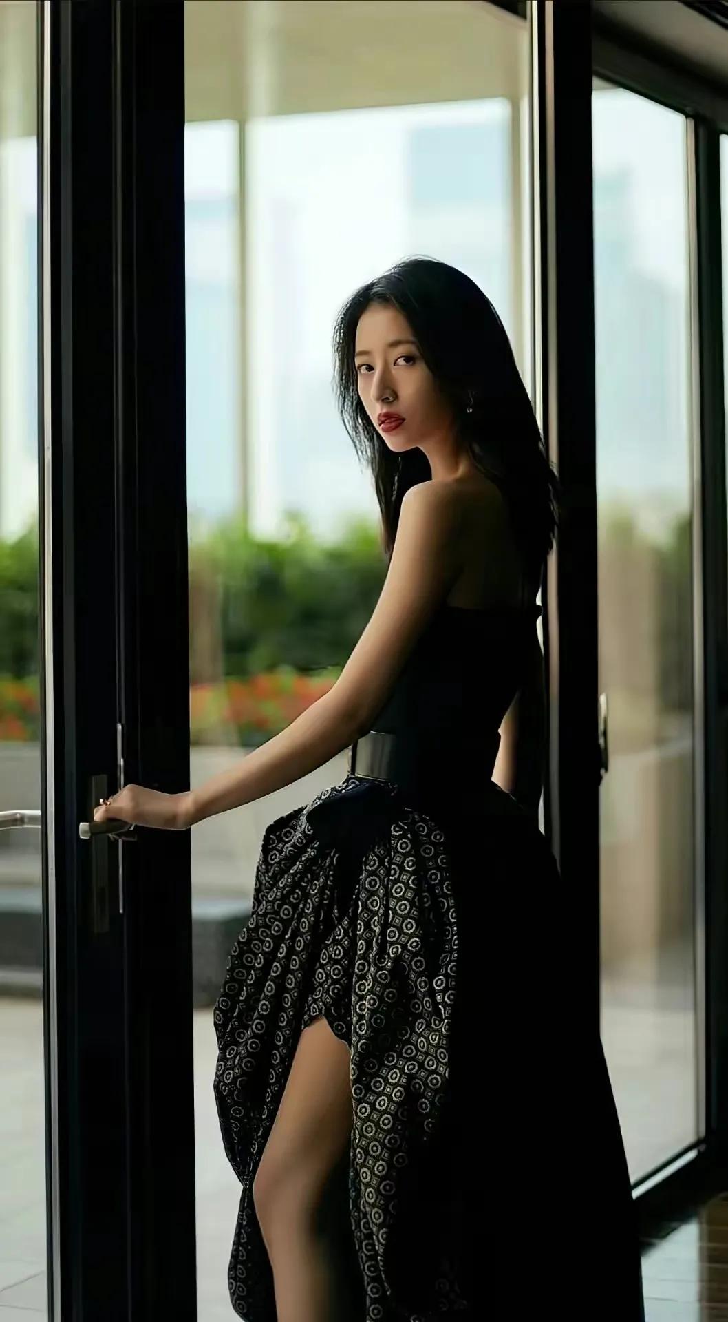 高圆圆、古力娜扎、蔡文静美图大赏，微微一笑很倾城