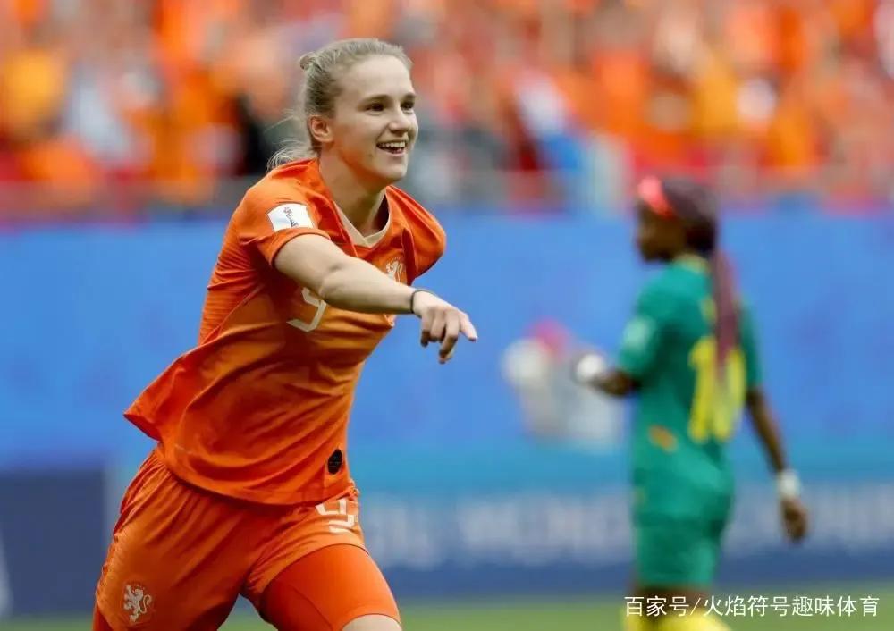 巴西女足世界杯美国队名单(盘点世界足坛美女阵容,其颜值跟实力共存)