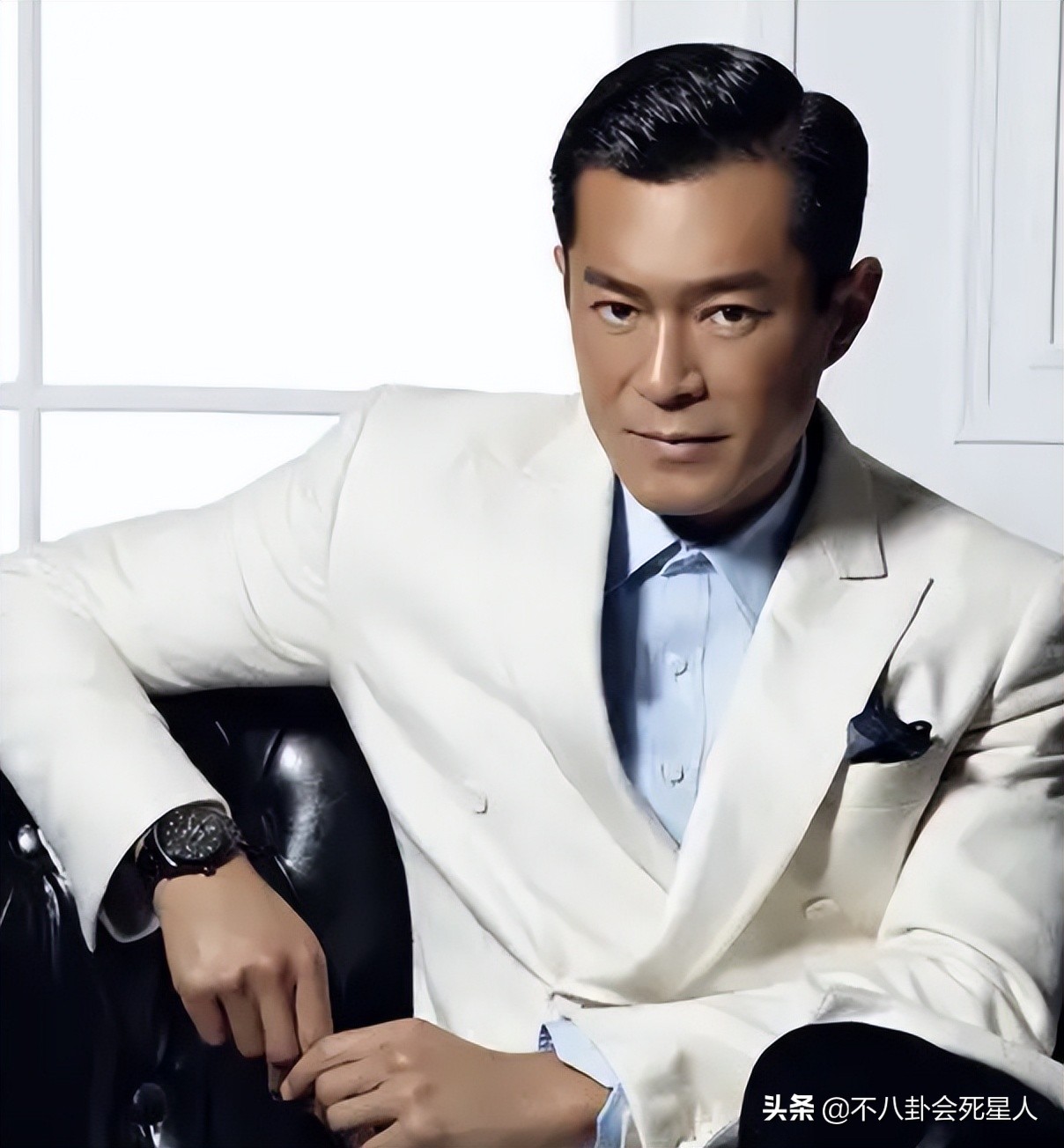 至今未婚的7位港台男神，个个身价不菲，最大61岁最小40岁