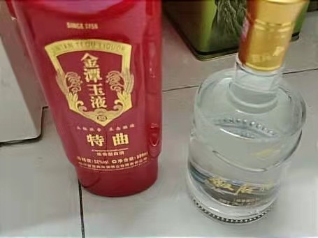 去四川，行家不喝五粮液！却专挑这5种“廉价酒”喝，当地人:识货