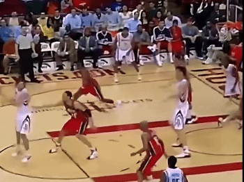 nba哪些進球不可思議（盤點NBA那些不可思議的進球，有的靠運氣，有的靠實力，有的靠臉）