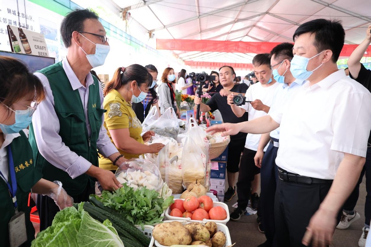 魅力钢城新地标·汶河公园等您来丨济南市钢城区第二届文化旅游生活博览会在钢城区大汶河广场顺利开幕