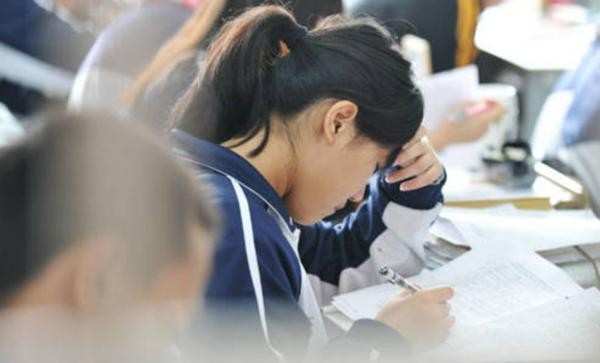 四川新高考要来了，那么问题也来了，新旧交接年如果想复读怎么办