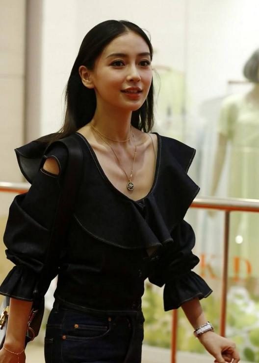 格格巫图片真人(娜扎的"格格巫鼻",张天爱的直角肩,娱圈的"病态审美"