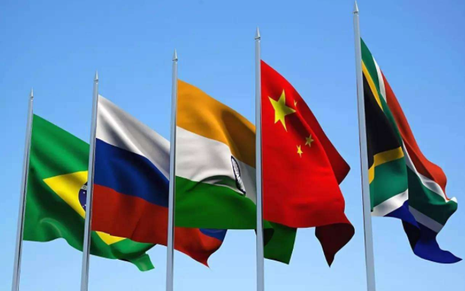 金磚峰會上，中國提出4項主張，呼籲擴充新成員，其餘4國高度讚賞