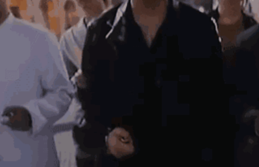 山西黑老大敛财12亿，7次减刑出狱时小弟放鞭炮，最后被妻子举报