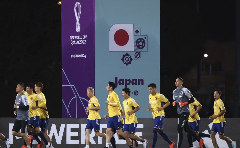 日本队的世界杯战袍，颇受好评！韩国队的世界杯战袍，加深了红色