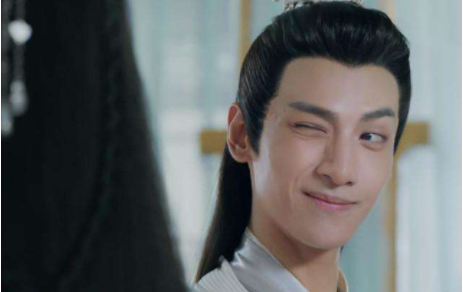 盘点那些古装男神的惊艳挑眉杀,谁击中了你