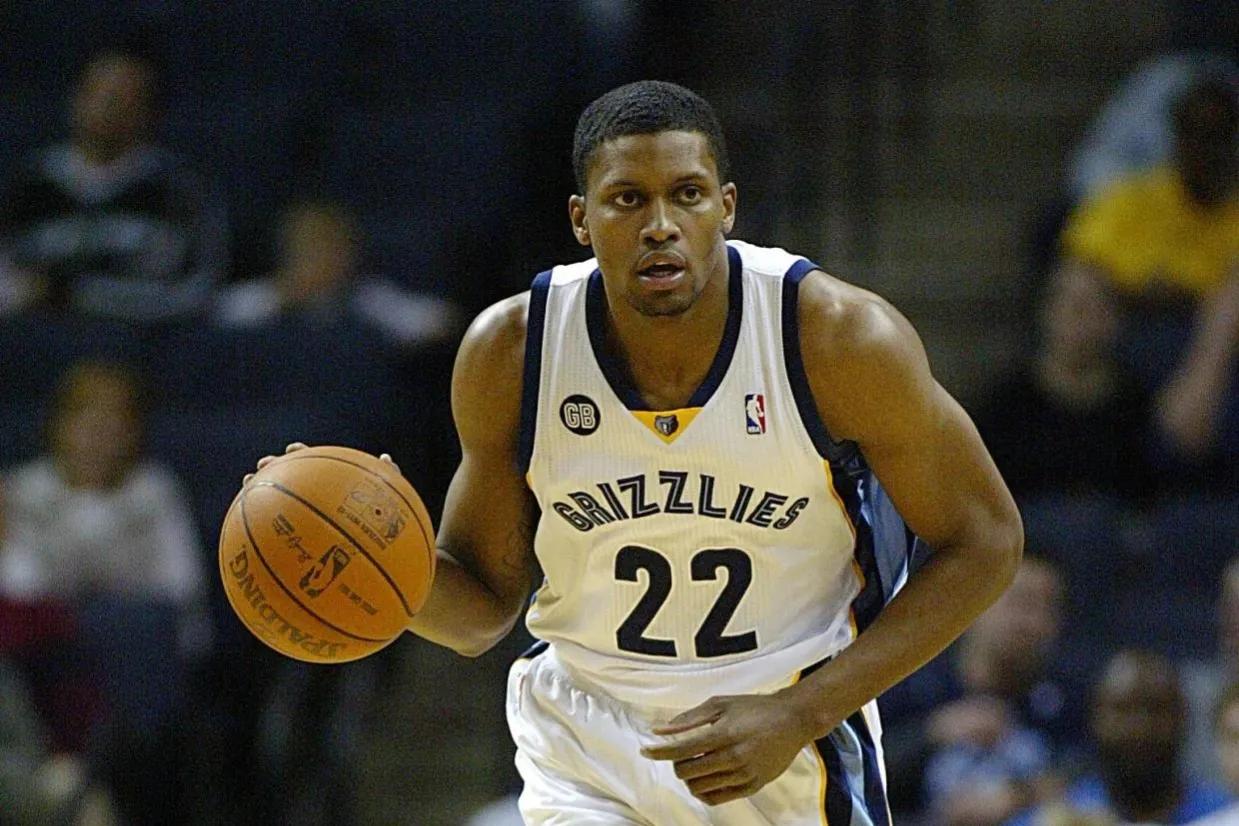 nba历史最佳小前锋（美媒评NBA每支球队队史最伟大的小前锋，谁被高估或者低估了）