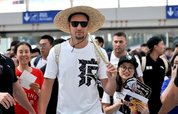 nba哪些人代言鞋子不贵（国内品牌签约的NBA球星一览，汤普森十年8000万美元性价比最高）