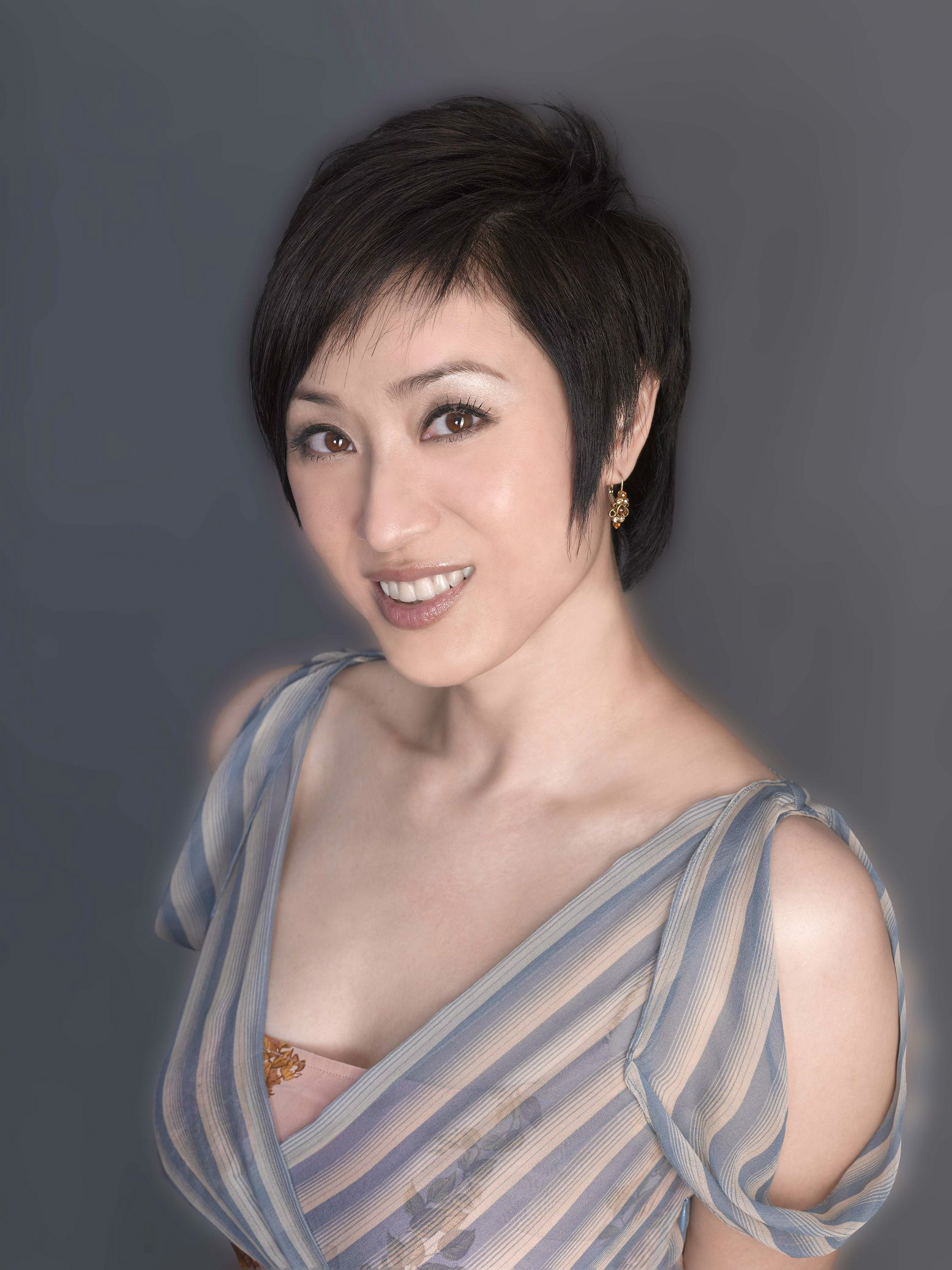 至今未嫁的女明星,63岁终身未嫁,最小的都40岁了