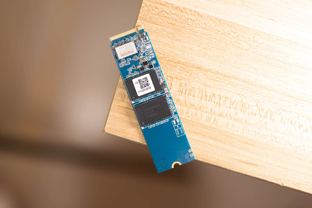 入门级的PCIe 4.0固态，表现也不赖，影驰星耀X4 1T固态上手体验