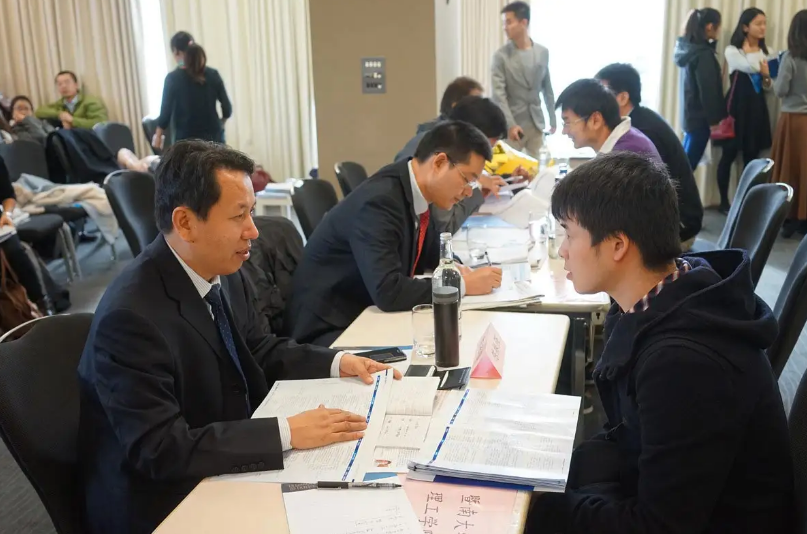 “我是谷爱凌的朋友”，00后的简历过分了，HR却不知道该如何反驳