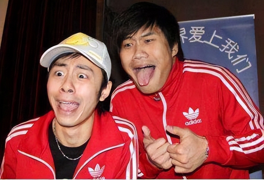 “网红鼻祖”后舍男孩：曾凭“对口型”火爆全网，如今怎么样了？