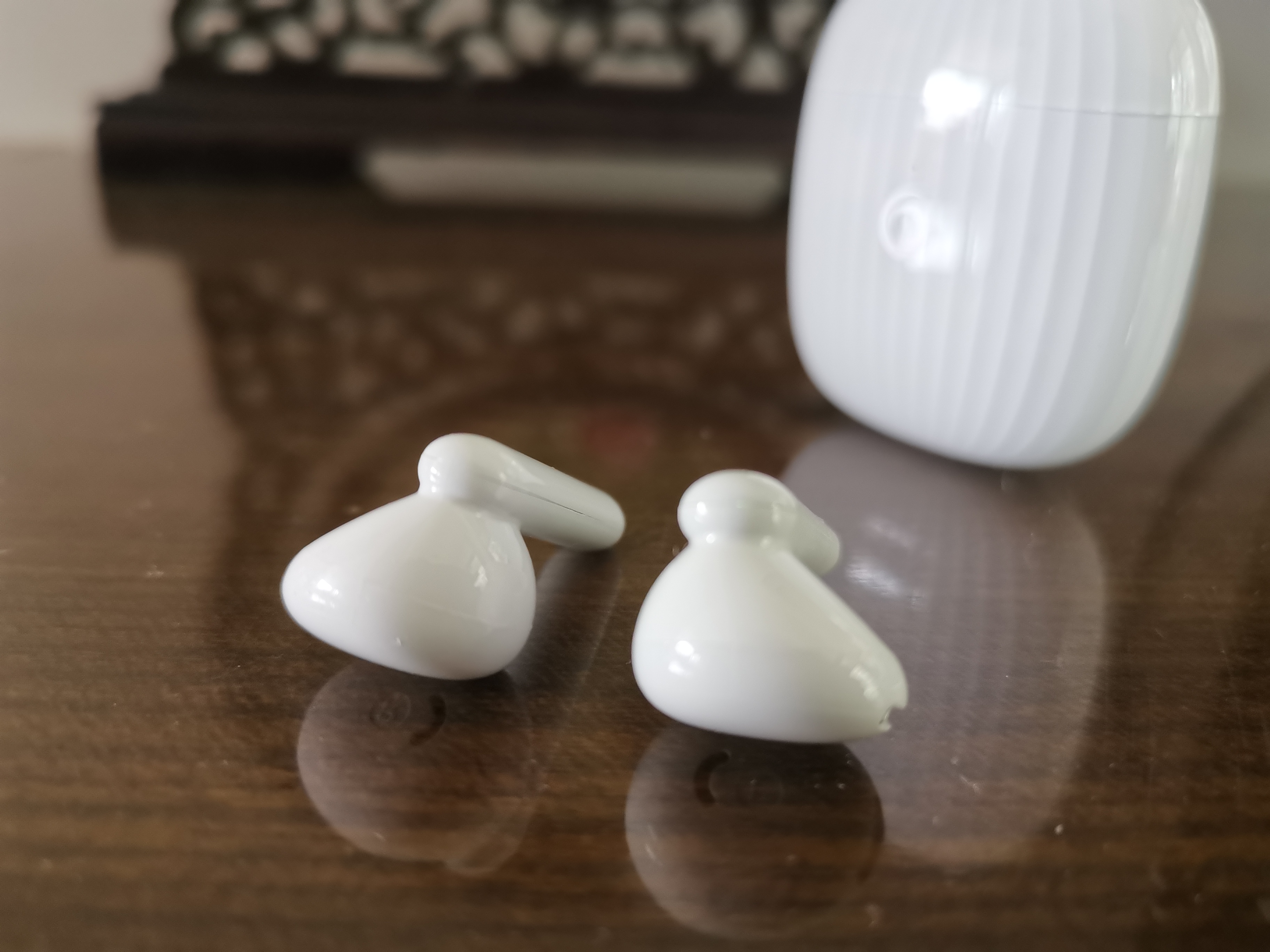 100多元只能买个好看？GIEC CandyPods真无线蓝牙耳机体验