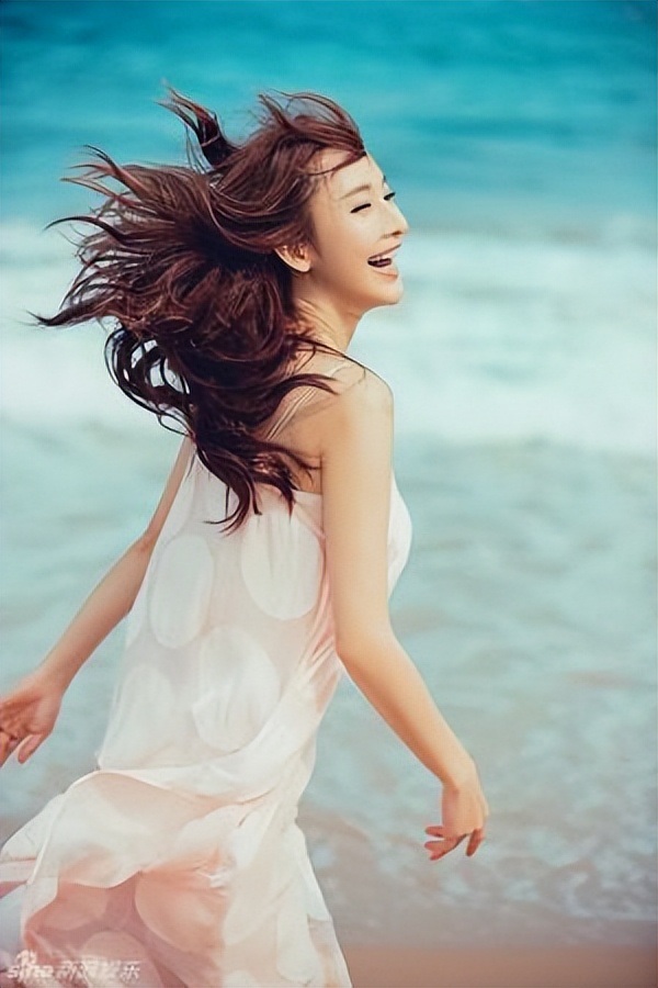 女星衣品—张俪（五）