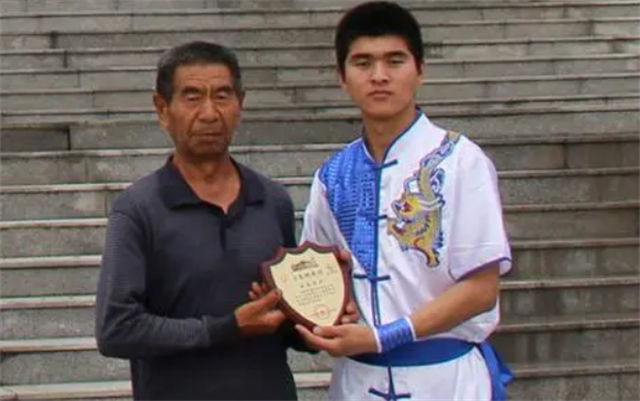 一代宗师霍元甲，42岁病逝后，其子孙后代现状如何？